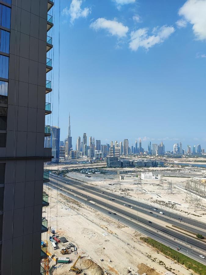 Beautiful 2 Bedroom Next To Business Bay - Sobha Creek Vista ドバイ エクステリア 写真
