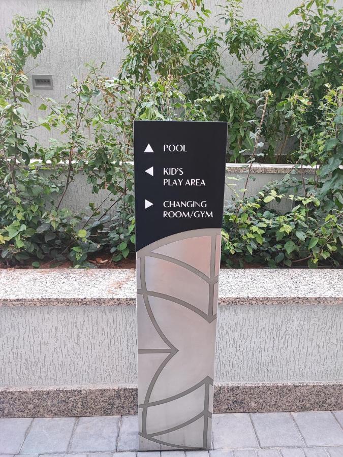 Beautiful 2 Bedroom Next To Business Bay - Sobha Creek Vista ドバイ エクステリア 写真